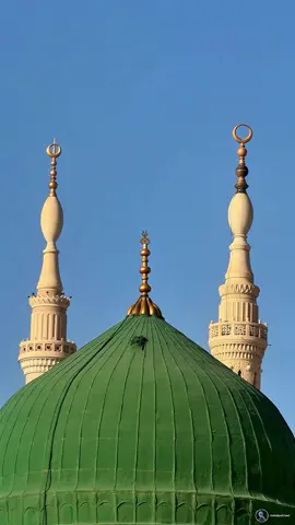 مصطفیٰ کی نگاہِ کرم جب ہوئی مجھ گنہگار کو کیا سے کیا کر دیا #saudiarabia  #masjid  #viraltiktok 