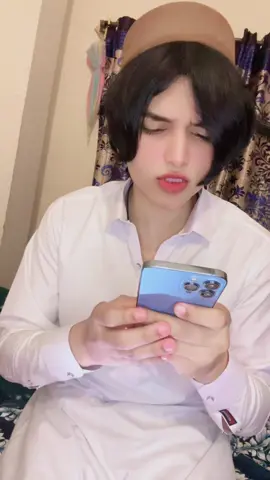 Bhai bna kar baat😆#fypシ #unfrezzmyaccount #aftabking #fypシ゚viral @ᗩᖴTᗩᗷ KIᑎG🍫 