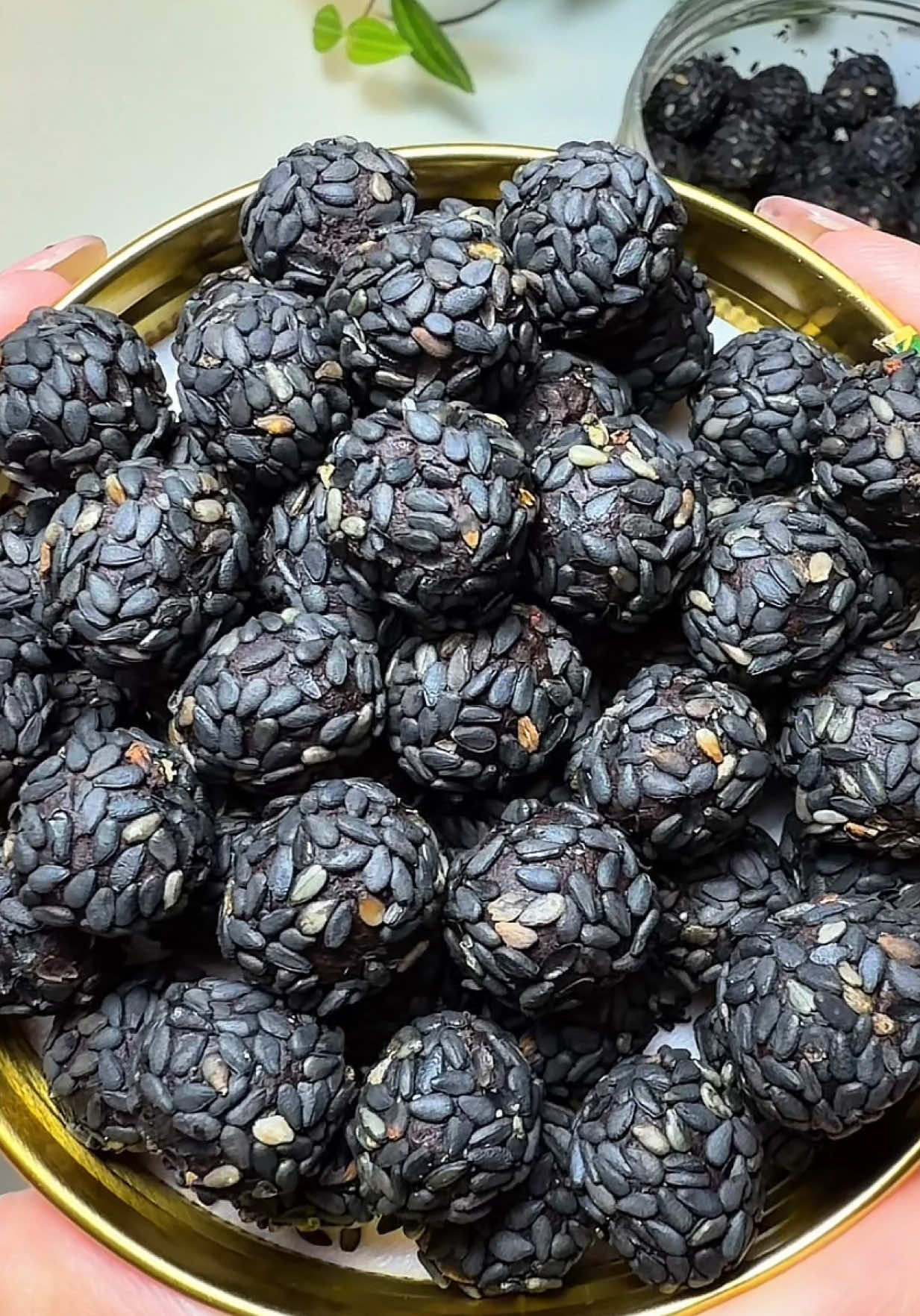 Viên hà thủ ô đỏ