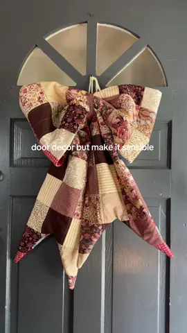 I just can’t stop staring at her 😍🪡🧵 #fyp #quilting #bows #DIY #sewing 