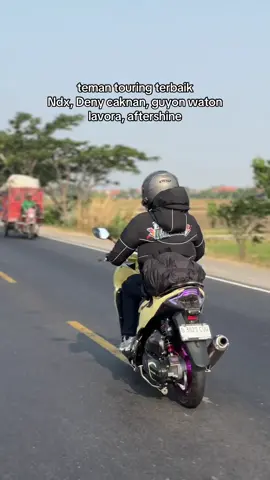 kalo playlist nya lagu jawa, sakit hati nya bukan main main 