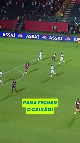 No apagar das luzes, Matheus Pereira marca o terceiro gol do Cruzeiro para confirmar a virada no Barradão! #cruzeiro #vitória #brasileirão #futebol #ge