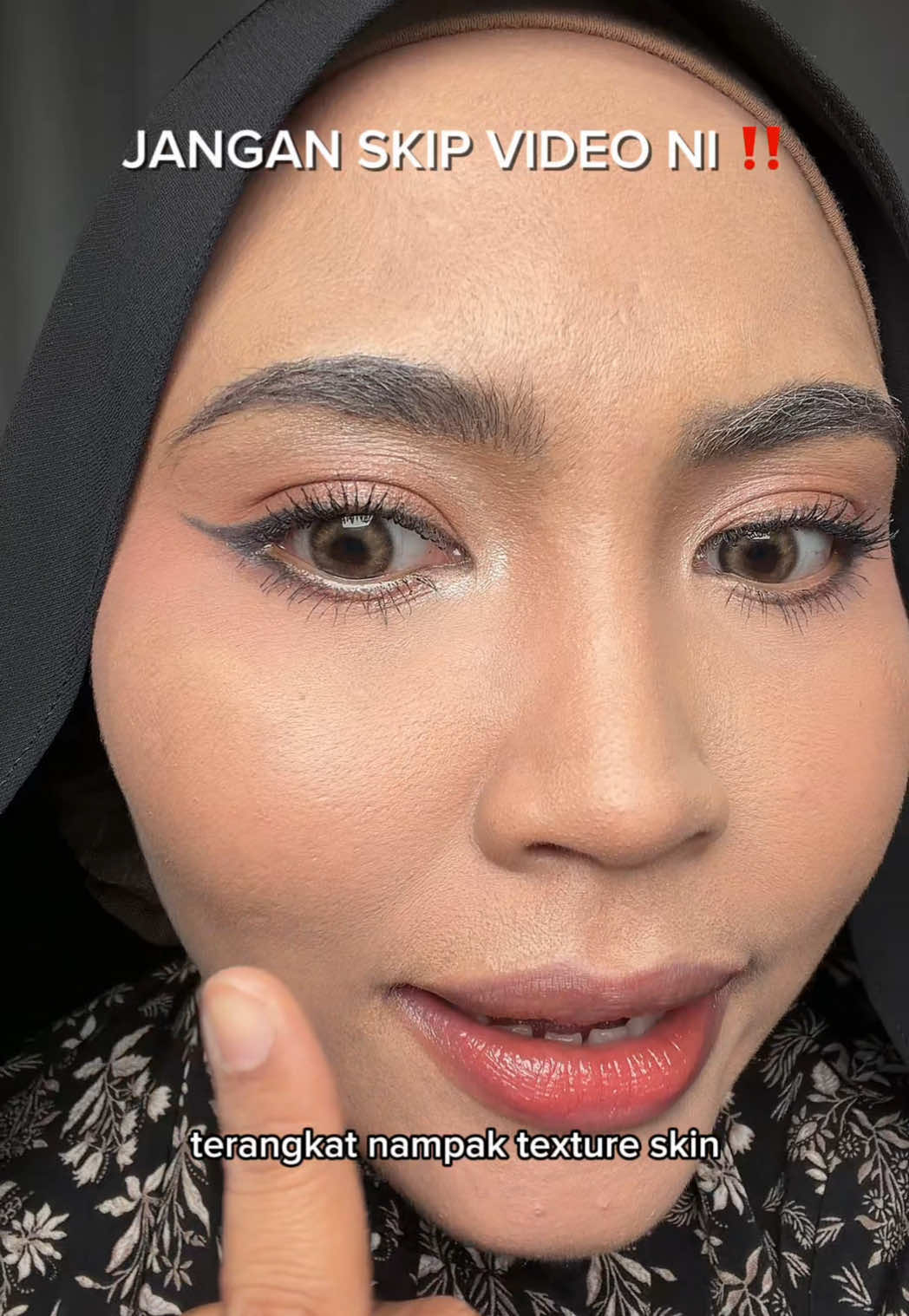 my makeup become smoother with G2G Glow Serum Spray ✨#serumsprayviral #serumsprayg2g #serumspray #g2gmy 