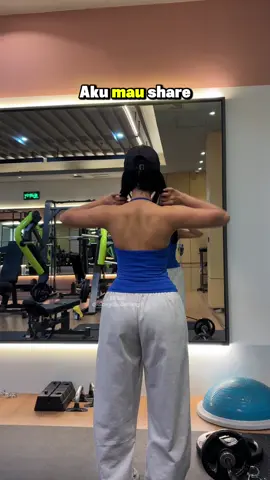 Ini cara aku dapetin perut rata & glutes mantep, btw video ini dibuatkan berdasarkan apa yang udah aku lakuin #gymrat #pemulagym #gymmotivation #workout 