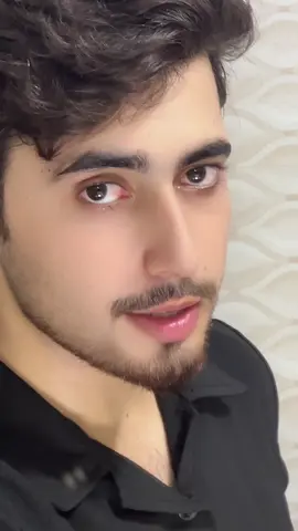 En ghumo ko khatam kar rahe ho tum ✨ #iconicbillo_1 #foryoupage #lypsinc #hindisong #trending 