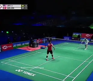 Highlight Set 2 All England 2021: Vẫn là màn đấu trí nghẹt thở! 🔥 Viktor Axelsen kéo trận đấu vào set quyết định. 🏸⚡#viktoraxelsen #leeziijia #caulong #badminton #xuhuong 