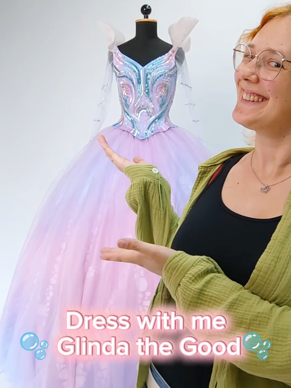 I wanted to show you all the Layers of my Handmade Glinda Cosplay.🥹💕🫧 #cosplay #glinda #wickedmovie 