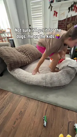 I mean this is more comfortable than my bed! #orthopedicdogbed #humansizeddogbed #dogparent #tiktokshopcreatorpicks 