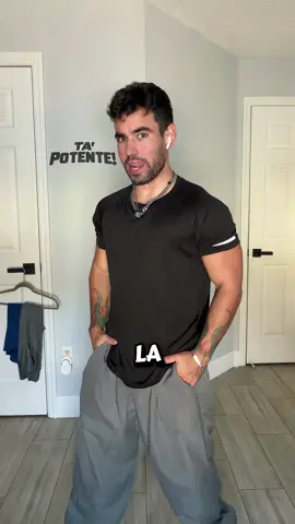 Mis Camisetas Favoritas #compressionshirt #gymoutfit 