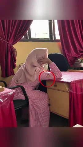 #hypic #hypiccreator efek baju sobek filter baju sobek bagaimana cara membuatnya? tutorial filter baju sobek filter baju sobek, cara membuat filter baju sobek ini bagaimana cara membuat prank baju sobek? cara membuat filter baju sobek filter baju sobek, bagaimana cara membuatnya prank baju sobek di halte... tutorial filter baju sobek, cara melakukan prank baju sobek ai baju sobek filter baju sobek peru aplikasi teks celana kerja teman-teman #FilterBajuSobek #PrankBajuSobek #godpic @HypicVietnam @hypic_global   @hypic_vn_official  @hypic_br_official @hypic_sa_global 