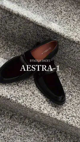 Pantofel shoes for men! AESTRA-1. Luxury looks, elegant design and comfortable to wear! Just slip it on and ready to go. Check out now gents #bywalkshoes #rekomendasisepatupria #sepatucowokkeren #sepatuformalpria #pantofel 