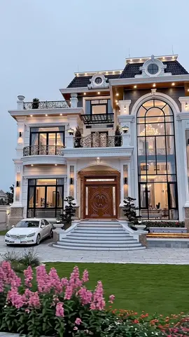 Nhà biệt thự tân cổ vẻ đẹp êm dịu của ngày an yên #nhadep #nhamainhat #villa #nguyenhaikts #bietthu #thietkenhadep 