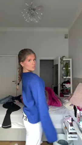 Filma ba denhär för jag är jätte trött #fyp #viral #skoltrött #blue #älskarallaminavänner 