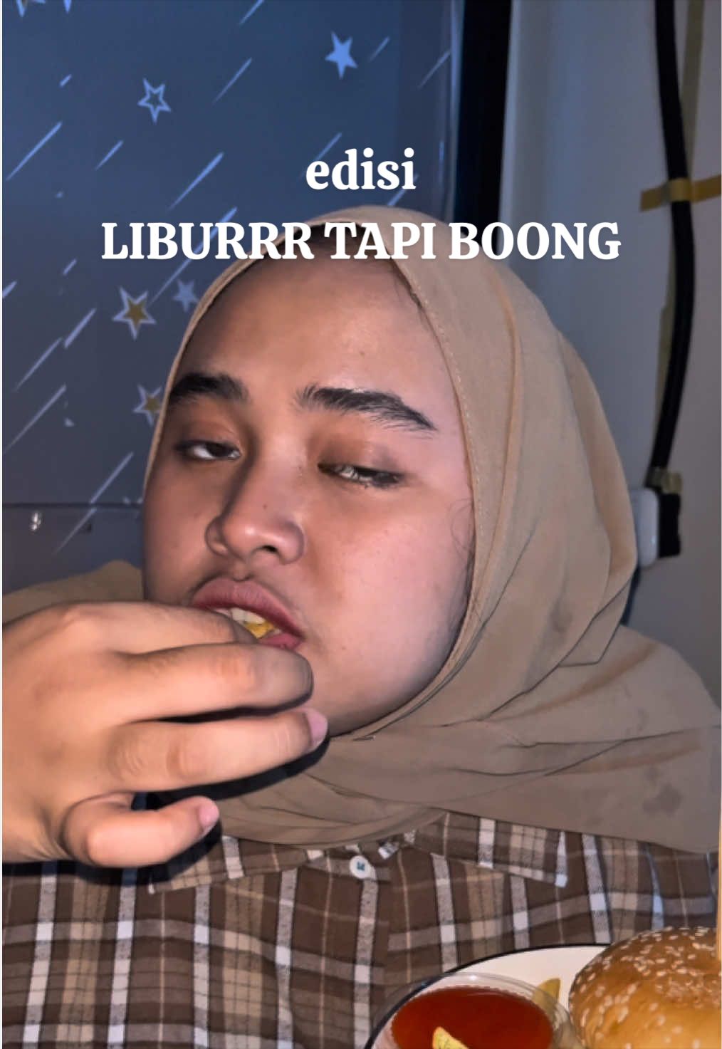 edisi libur tapi tetep kerja 😭✨