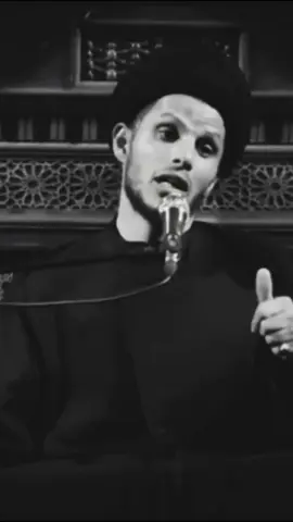 قبول الصلاة في ولاية علي عليه السلام / روى الصّدوقُ وغيرُه بالإسنادِ عن أبي حمزةَ الثّمالي قالَ : قالَ لنا عليٌّ بنُ الحسين عليهما السّلام : أيُّ البقاعِ أفضل ؟ فقلنا : اللهُ ورسولهُ وإبنُ رسولِه أعلم ، فقالَ : أمّا أفضلُ البقاعِ ما بينَ الرّكنِ والمقامِ ، ولو أنَّ رجلاً عمّرَ ما عمّرَ نوحٌ عليه السّلام في قومِه - ألفَ سنةٍ إلّا خمسينَ عاماً - يصومُ النّهارَ ويقومُ اللّيلَ في ذلكَ المكانِ ثمَّ لقيَ اللهَ عزَّ وجلَّ بغيرِ ولايتِنا لم ينفعهُ ذلكَ شيئاً.  .  .  .  #محاضرات_سيد_سلام_الموسوي #الصلاة #ولاية_علي_ابن_ابي_طالب_عليه_السلام #jrh1900 #اللهم_صل_على_محمد_وآل_محمد @ســجـاد الريــحـاني🔹 