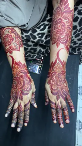 @Muna lucky @Zamzam _samara❤️🇸🇴 @Jilaa jano 💕👩🏼‍⚕️ @Dhagdheer @Anzal.makeup arts @Bella hena 🌹 @FARAH💜🤍 @Drs muniish @Ameera @Muniza🦋 @Msz Pinchels @Quen maqdis 