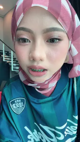 🤓