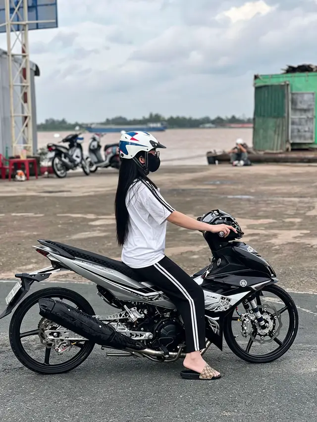 #xuhuong #y15zr #y15zrmalaysia #mxking150 #fyp @Tiên mini  @Hoàng Promax ⚡⚙️ 