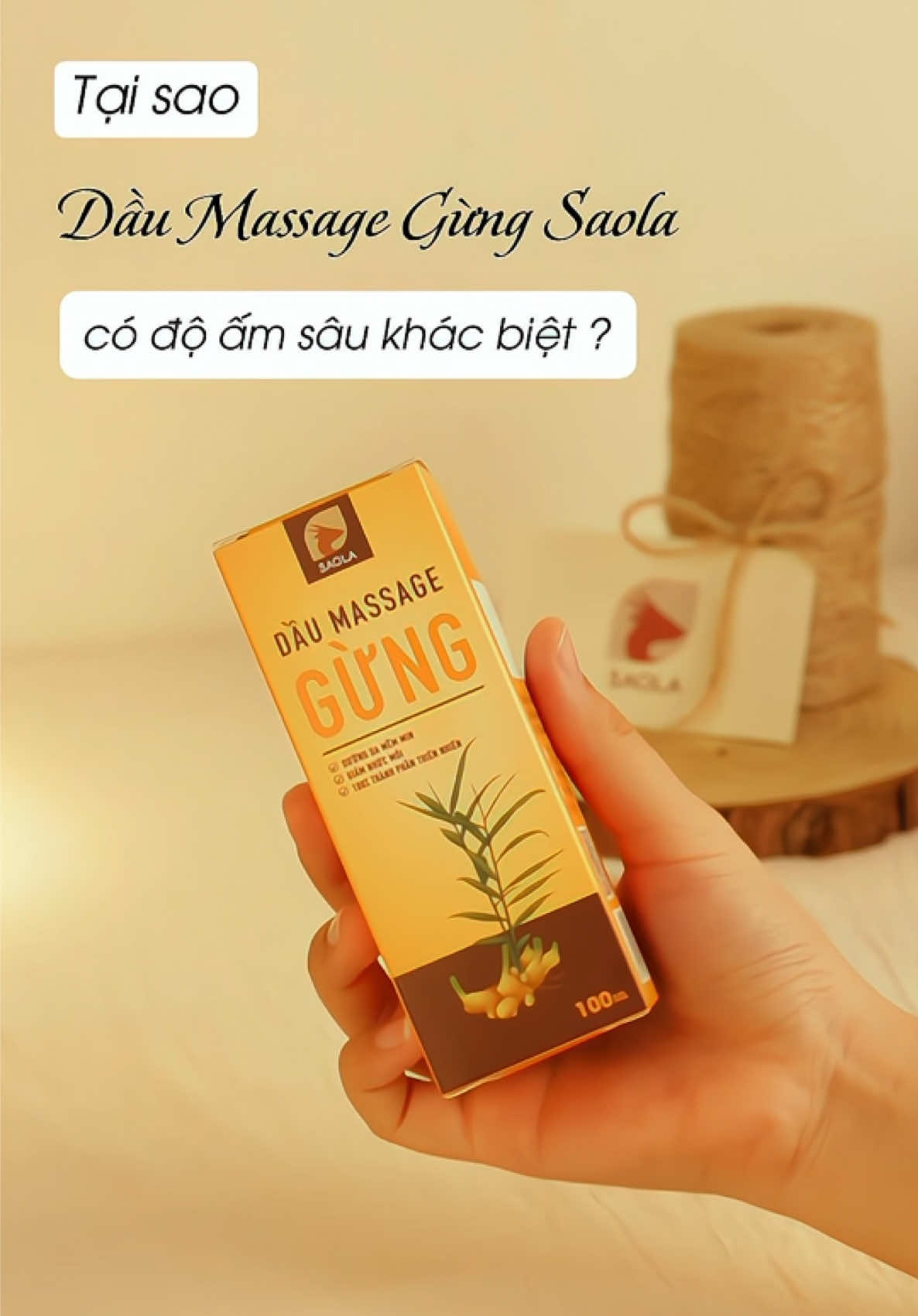 Tại sao Dầu Massage Gừng SAOLA có độ ấm sâu khác biệt?✨🫚 Dầu Massage Gừng Huế SAOLA mang đến một trải nghiệm hoàn toàn khác: Độ ấm dịu nhẹ, đi sâu vào mô cơ và êm đằm dai dẳng👋  #SAOLA #NotHuongRung #chamsocsuckhoe #daumassagegung #gunghue 