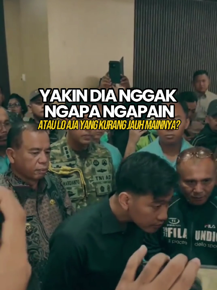 Ketika nama kembali menjadi sorotan, aktivitas kerja tetap menjadi bagian dari tanggung jawabnya. #wapresgibran #aksigibran #menyalagibranku #infowapresgibran #kunjungangibran 