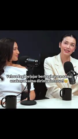 Ternyata velove masih beradaptasi dengan kehidupan nya yg sekarang #pevita #velove #pevitapearce #velovevexia 