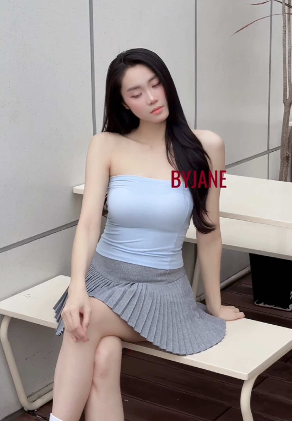 Tối giản tuyệt đối cho outfit các tình yêu hôm nay. #byjane #minimalism #daily #thoitrangnu #xuhuong