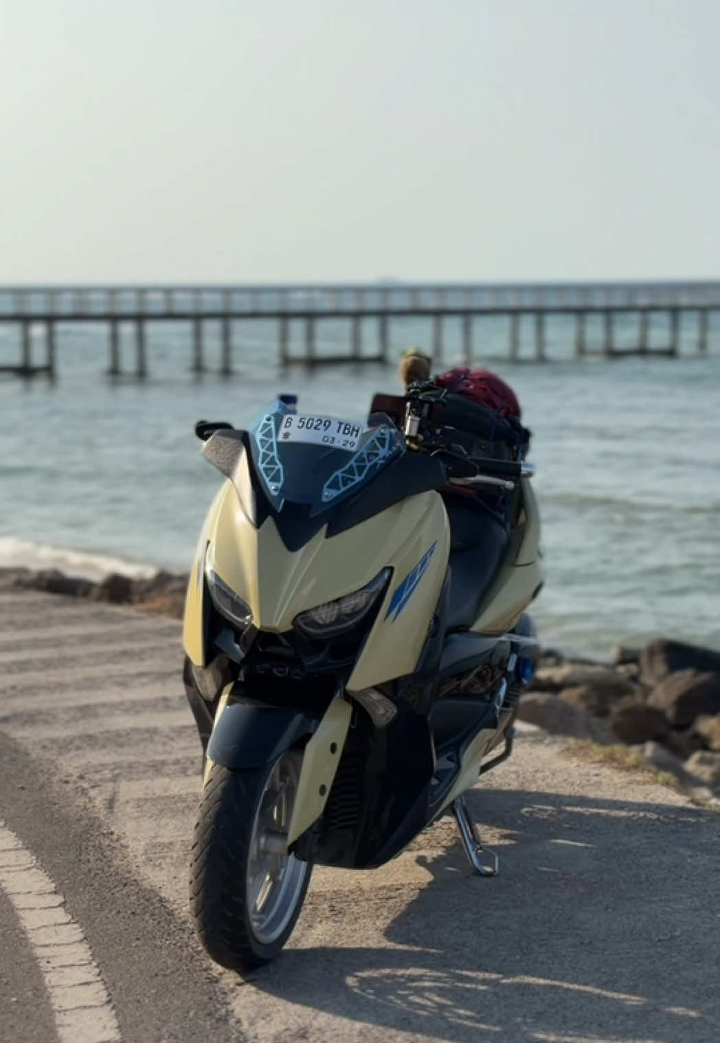😌 #CapCut #xmax #lombok #touring #capibara 