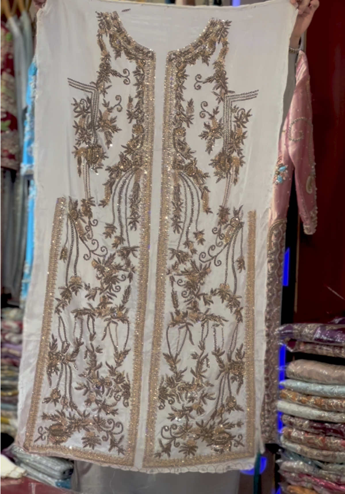 💐✨ 03459666387 🌷New Design open Shirt✨ elegant look stunning outfit on Silk😍!! Customize any dress at Safi bridal Peshawar saddar 🌟#grow #account #fyp #foryou #foryoupage❤️❤️ 