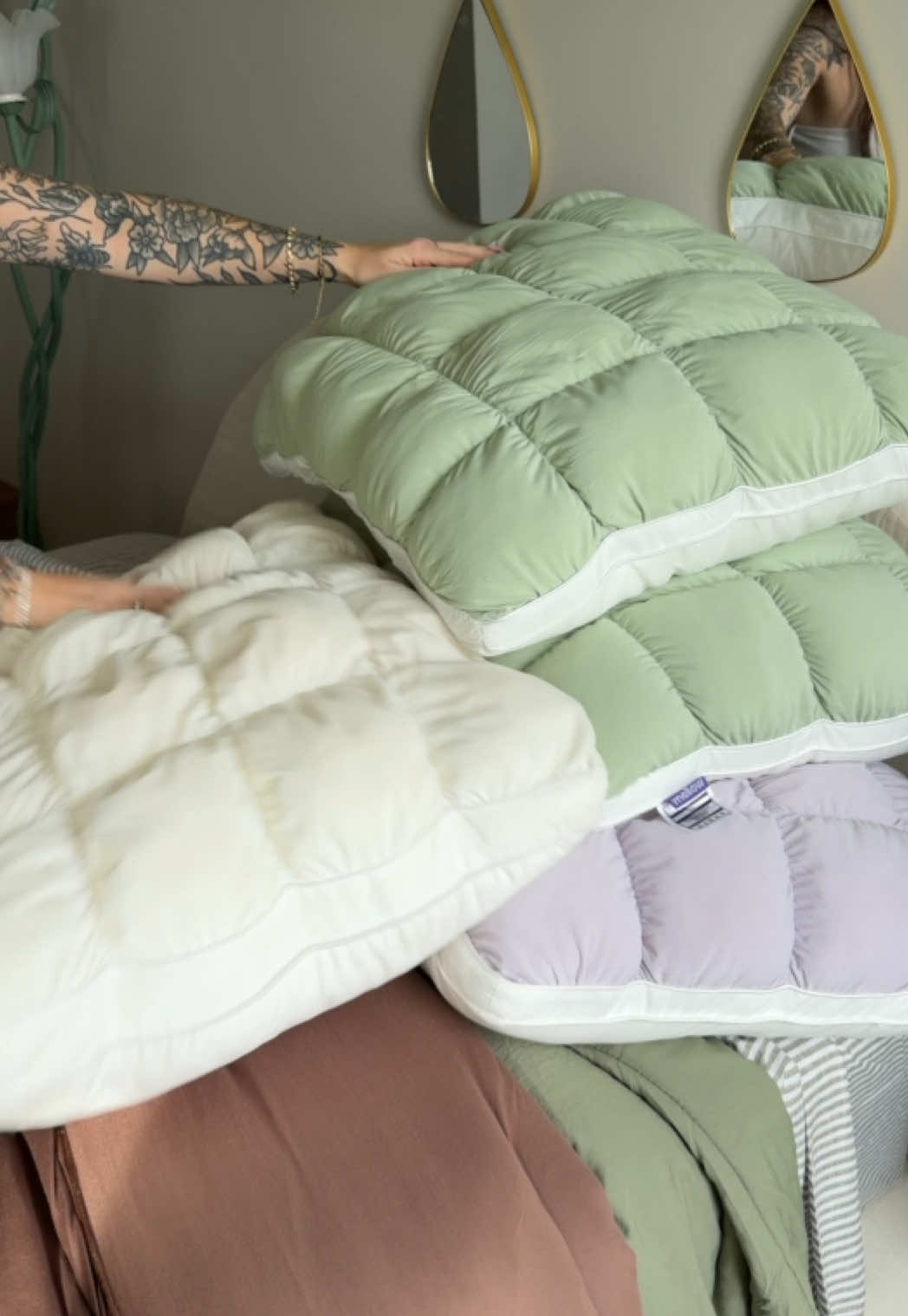 the best nights sleep of my lifeeee #pillows #puffpillows #mellowsleep #tiktokshopstockup #bedding 