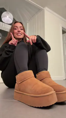 Why is the other brand of boots that aren’t waterproof more expensive make it make sense 🙃 #fallboots #uggs #uggseason #boots #uggboots 