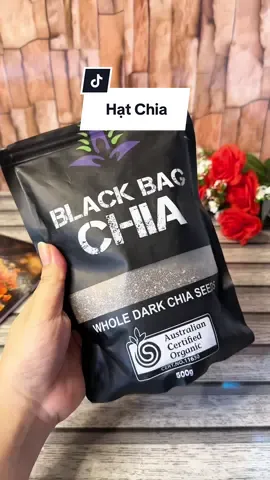 Hạt Chia pha cùng nước lọc là đã có ly nước thơm ngon để uống rồi #hatchiaden #hatchia 