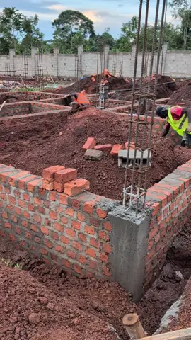 #foryou #hassancontractorsug #foryoupage #goviral #construction 