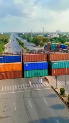 Islamabad ❌ Container city ✔️ PTI Long March 27 September #foryoupage❤️❤️ #imrankhan #pti #longmarch #27septumber 
