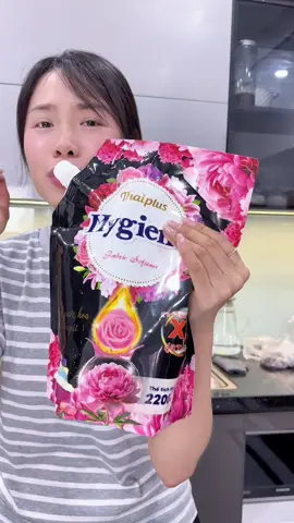 Nước xả vải đậm đặc thơm lắm luôn 🥰 #nuocxavai #nuocxavaidamdachygiene #nuocxavaihygiene #nuocxavaithailan #dieune69 