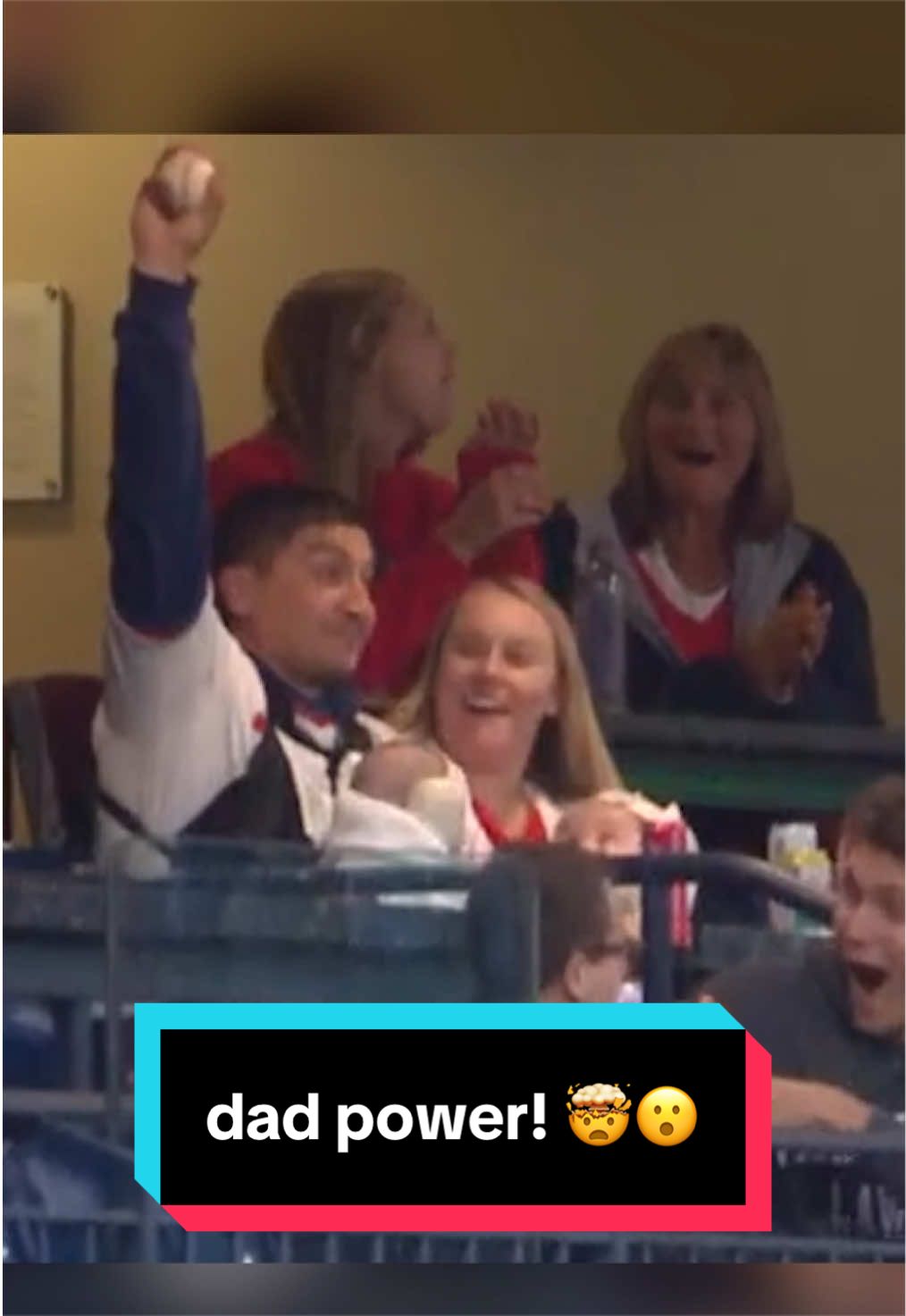This dad made a wild barehanded snag with his baby in his arms 😮 #MLB #baseball #wow #dad 
