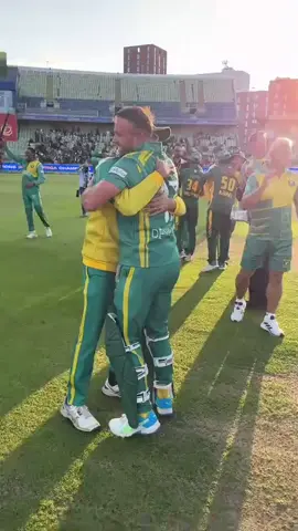 with ABD 👑❤️@Naseem Shah @Sahibzada51 @👑CHOTA AB 👑 @Imran Khan Official @AB Devillier @AB WAZIR 17 @AB cricketer 