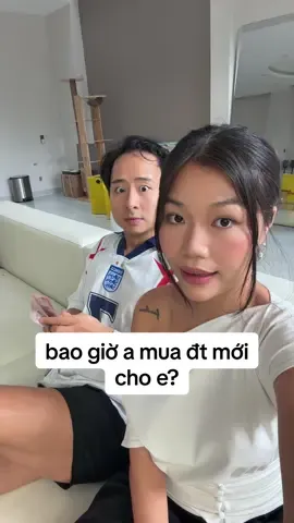 trung bình các cặp đôi khi iphone mới ra  #henho #willvatina #cuocsongthuongngay #tinhyeuanhdanhchoem #iphone18 