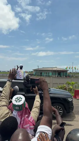 Le Président est la le Roi Mamady Doumbouya 