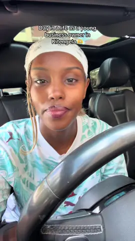 I tried vlogging today, so you guys can have a glimpse of my life is at the restaurant.#Vlog #fyp#kenyantiktok🇰🇪 #SmallBusiness#fyppppppppppppppppppppppp 
