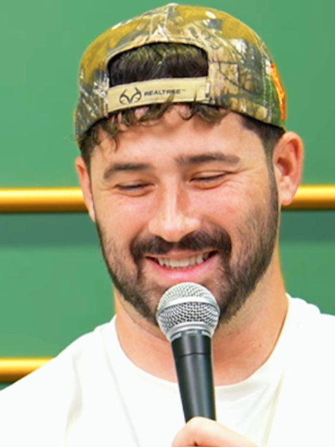 JOE SANTAGATO AND FRANKIE MADE THE SAME CHOICE ... #joesantagato #santagatostudios #thebasementyardpodcast #thebasementyardedit #santagatostudiosedits #thebasementyard #basementyard #jfsantagato #oplpodcast #dontletthisflop #xyzabca #basementyardmoments #frankalvarez #virał