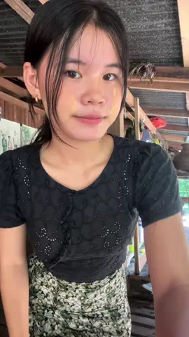 #မကူန်သေးယို့🥺 #ထပ်တင်ပေးလိုက်ပီနော်😘 #သည်းခံပီးကြည့်ပေးပါ😞🤘 #ဆယ်လီမှအသဲပေးတာလား😭 #veiwတက်ပ့ကွာ😭 
