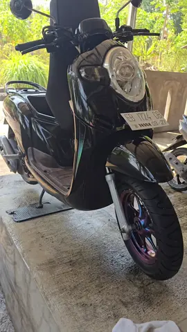 Scoopy GB sudah kinclong💦👍🏽 #cucimobilmotortanpasentuh #cucimobilmotorsalju #cucimobilmotoraimere #fypviralシ #viraltiktok 