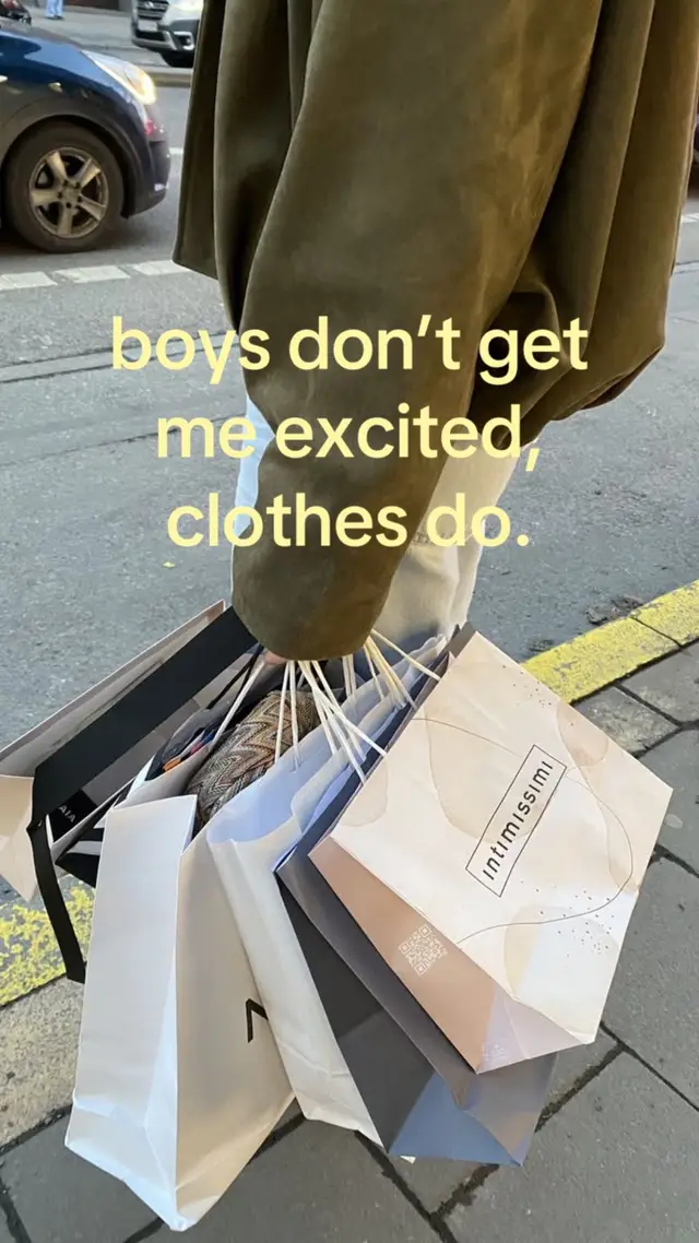 trust clothes, not boys🙏#clothes #shopping #fashion #newyorkcity #fyp 