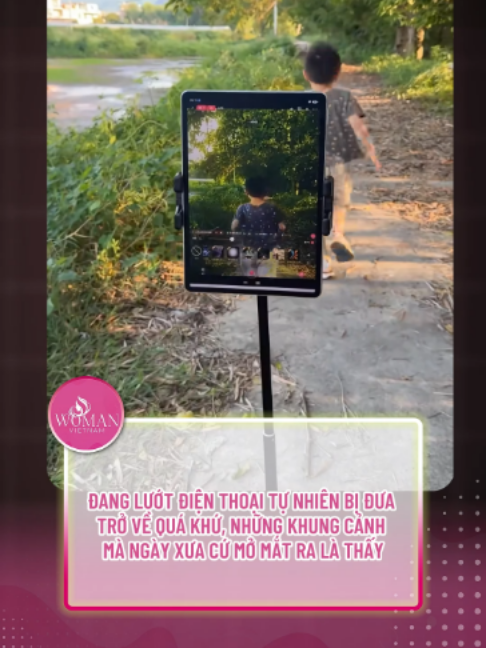 Đang lướt điện thoại tự nhiên bị đưa trở về quá khứ, những khung cảnh mà ngày xưa cứ mở mắt ra là thấy vậy mà... #tiktokgiaitri #radiantvietnam #womanvietnam #tiktoknews