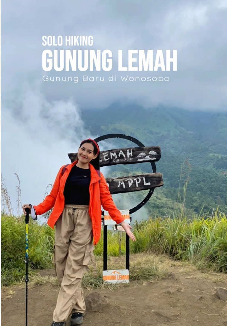 Nekat solo hiking di gunung baru yang ada di wonosobo. Ada makam tilas sampai situs mata air keramat. Sampai puncak ternyata tidak ada pendaki sama sekali. 📍Gunung Lemah, Via Surodilogo #gununglemahsurodilogo #wonosobo #pendakigunung 