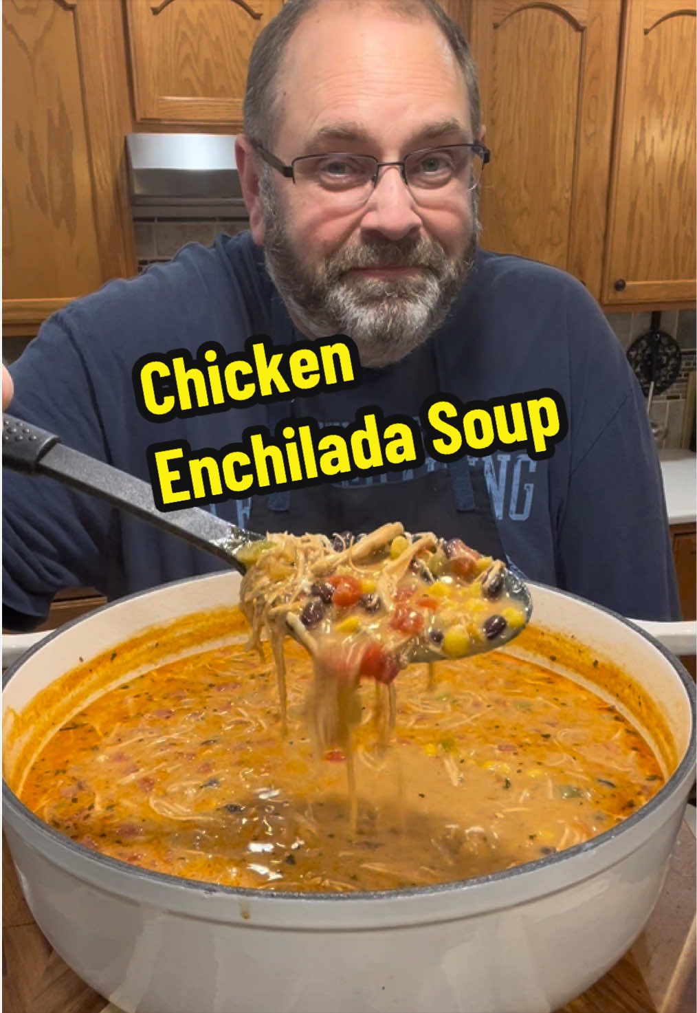 Chicken Enchilada Soup ~ A Mexican style soup filled with tender chicken, cheese, corn, blackbeans, veggies in a creamy enchilada broth #soup #comfortfood #homemadefood #EasyRecipe #Foodie 