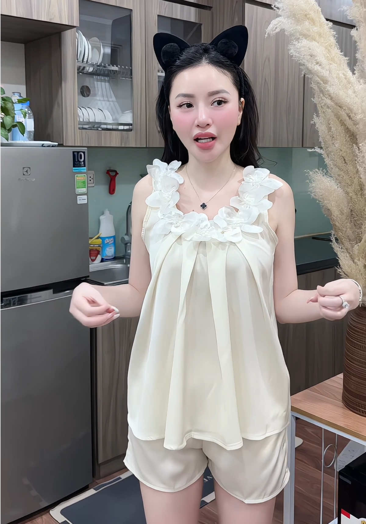 Điệu đà ghê