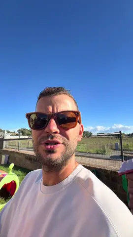Ora è tutto al contrario😂 non vuole più uscire dal nido🤣🤪🤣