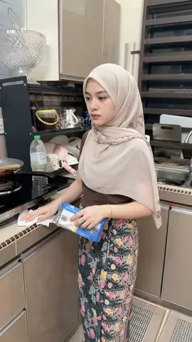 Support Tik Tok Bestie Ila.... @Wawa ・Sutera Wawa ・Sutera plz sayang Follow ramai- ramai ya abang #wawasutera #fypシ #foryoupage #fyp #fypシ゚viral