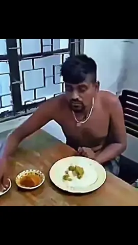 ভাই-টা যদি জানতো এটাই তাঁর শেষ খাবার..?  তাহলে হয়তো পেট ভরে খেয়ে নিতো 💔🥀🥺🥹😥😰😭😭 #আসক্ত_মন #sad #foryou #sadstory #মেনশন_করুন_আপনার_প্রিয়_মানুষকে❣️😊 